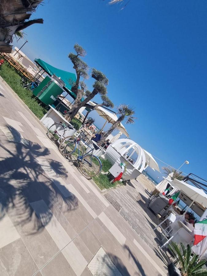 Hotel Crisvan Rimini Exteriér fotografie