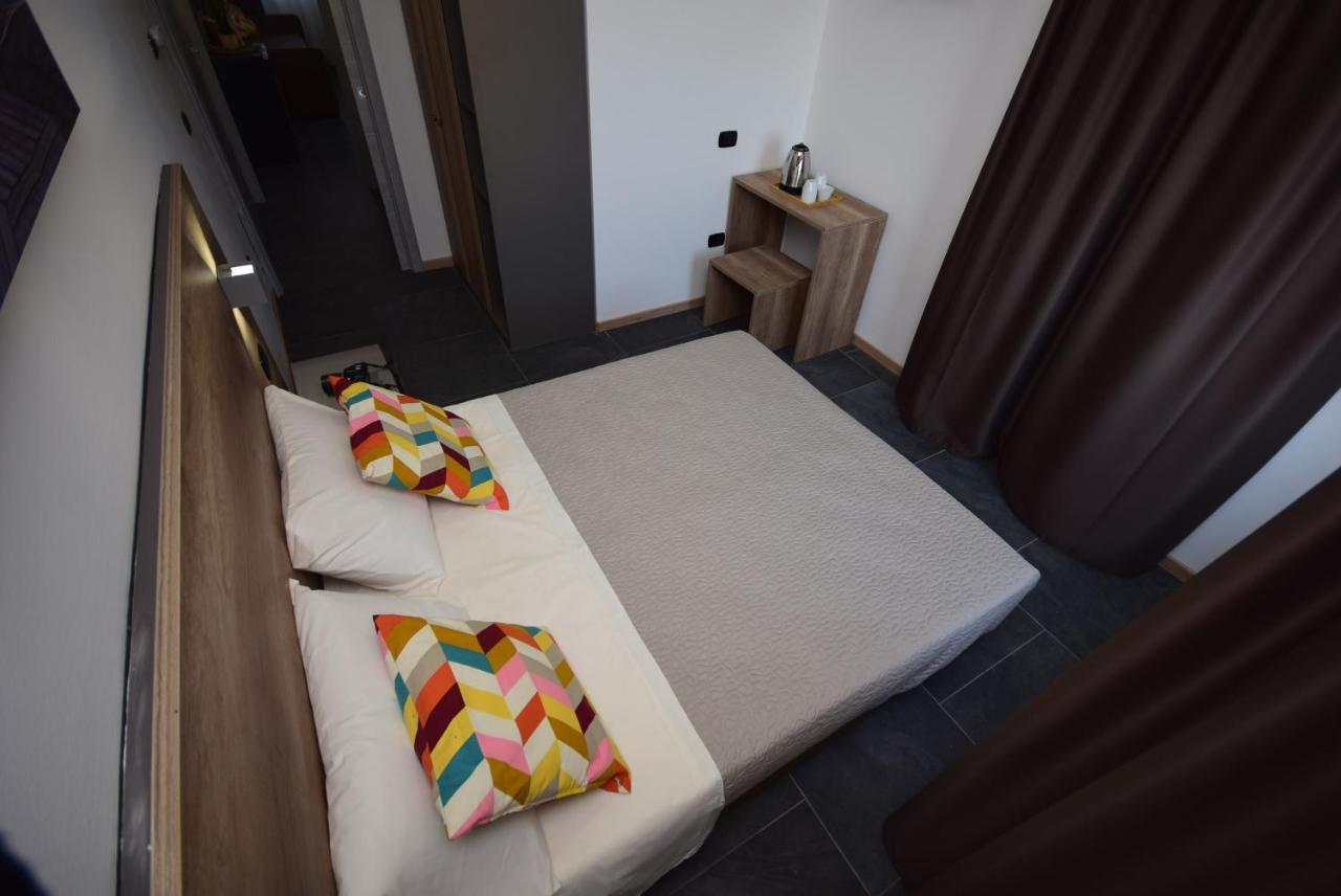 Hotel Crisvan Rimini Exteriér fotografie