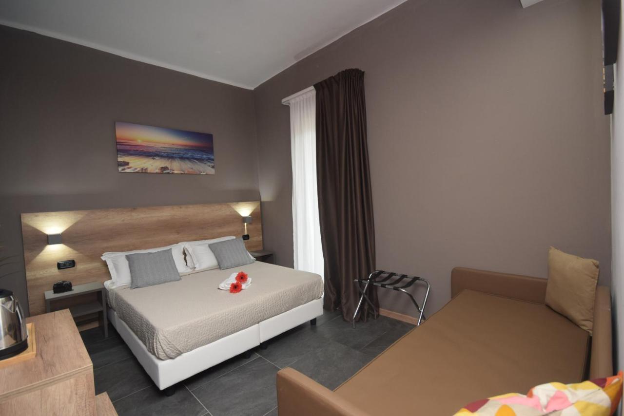 Hotel Crisvan Rimini Exteriér fotografie